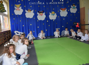 "Choinka u Aniołków" - uroczystość w grupie I