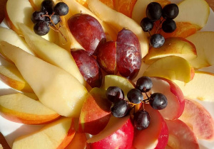 Talerz z owocami