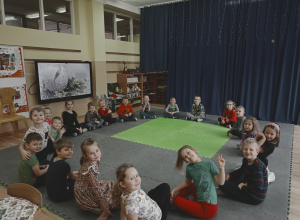 "Cóż za zapach, cynamon goździki, coś mi się wydaje, że ktoś upiekł pierniki...”