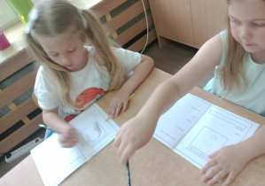 lecimy na wakacje- przygotowujemy swoje własne paszporty