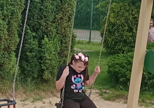 zabawy na placu zabaw