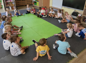 Maluszki - pierwszy dzień w przedszkolu