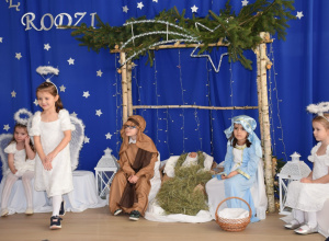 "Bóg się rodzi..." - jasełka w grupie II z udziałem Rodziców