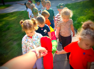 Ramię w ramię - idziemy ze spacerowym wężem! (grupa I)