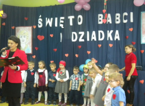 Uroczystoć z okazji Dnia Babci i Dziadka - gr. II