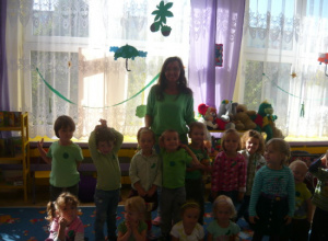 Gram w zielone - zabawy z cyklu "Świat kolorów" rozwijające aktywność 3-latków